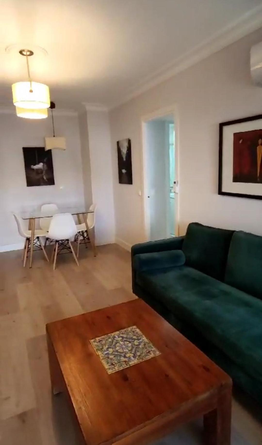 Apartamento Celia Seville Exterior photo